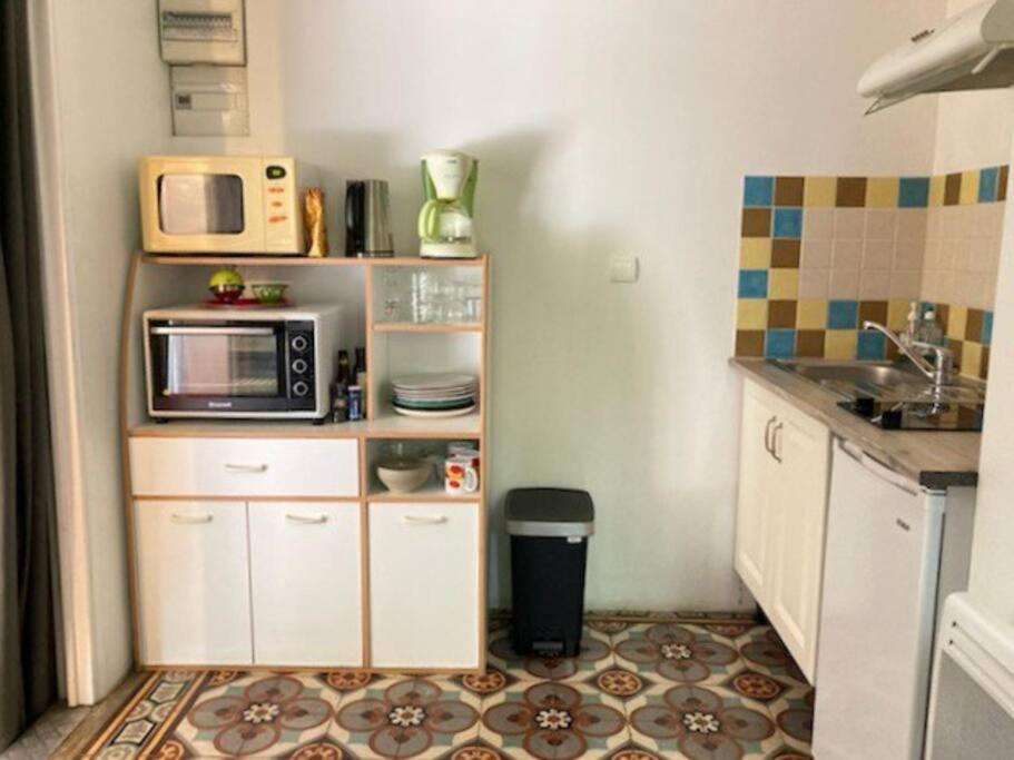 Les Bambous - Rez De Jardin Millau Centre - Parking Privatif, Wifi Apartment Екстериор снимка